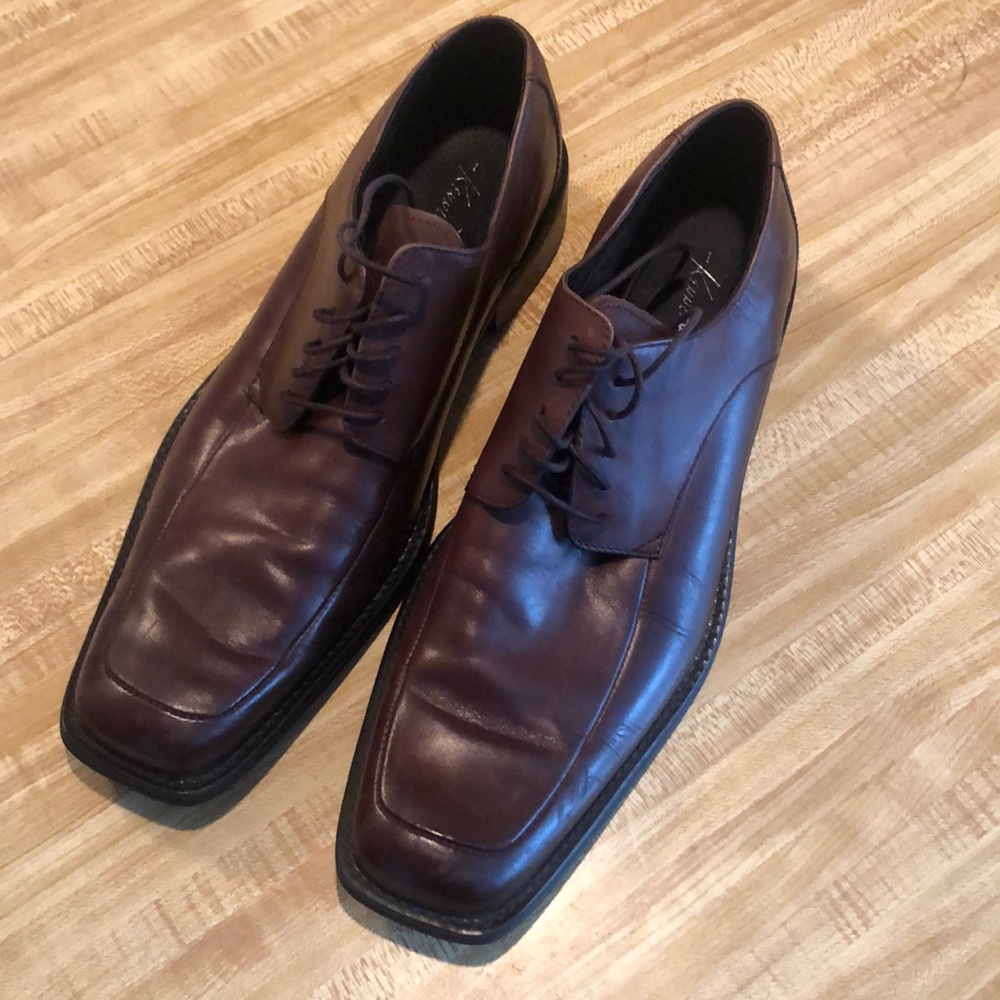 Kenneth Cole York Living on Edge